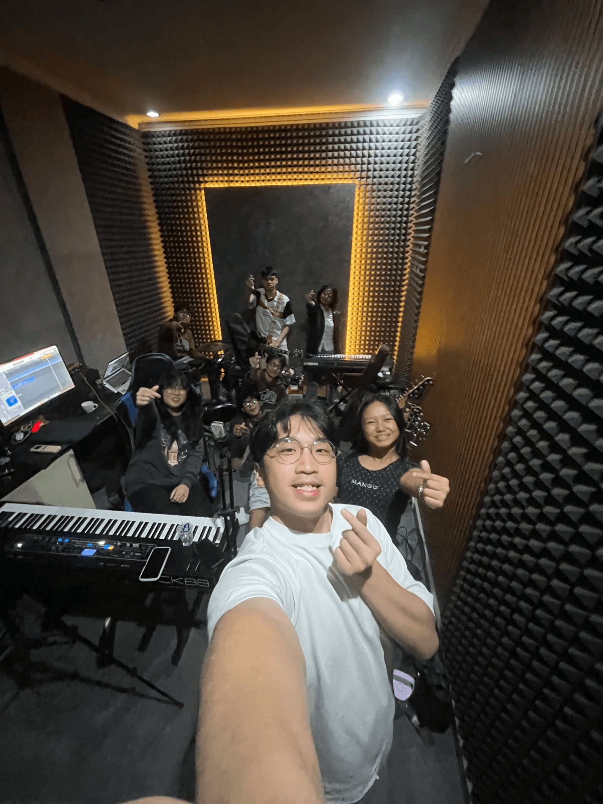 Yusack studio recording room